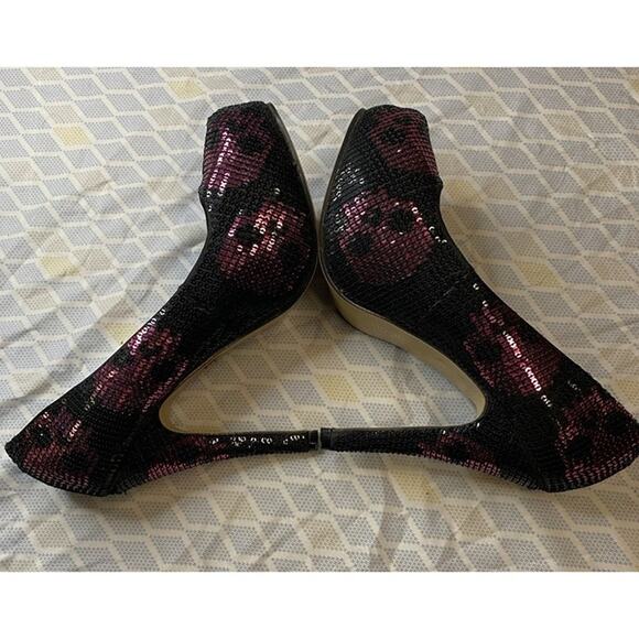 IRON FIST Pink/Black Sequin Satin Skull Platform 4.5” Stiletto Pumps Gothic Sz 7 - Picture 6 of 12